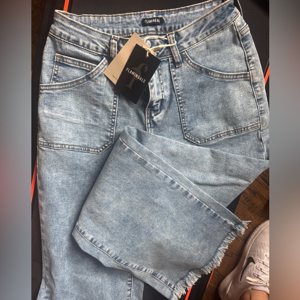 Flare Jeans in Light Blue by